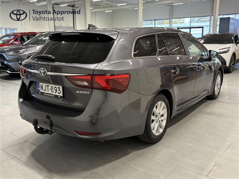 TOYOTA AVENSIS 2016