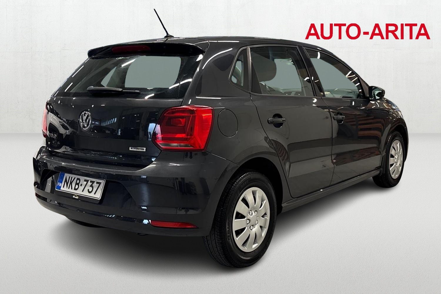 VOLKSWAGEN POLO 2016