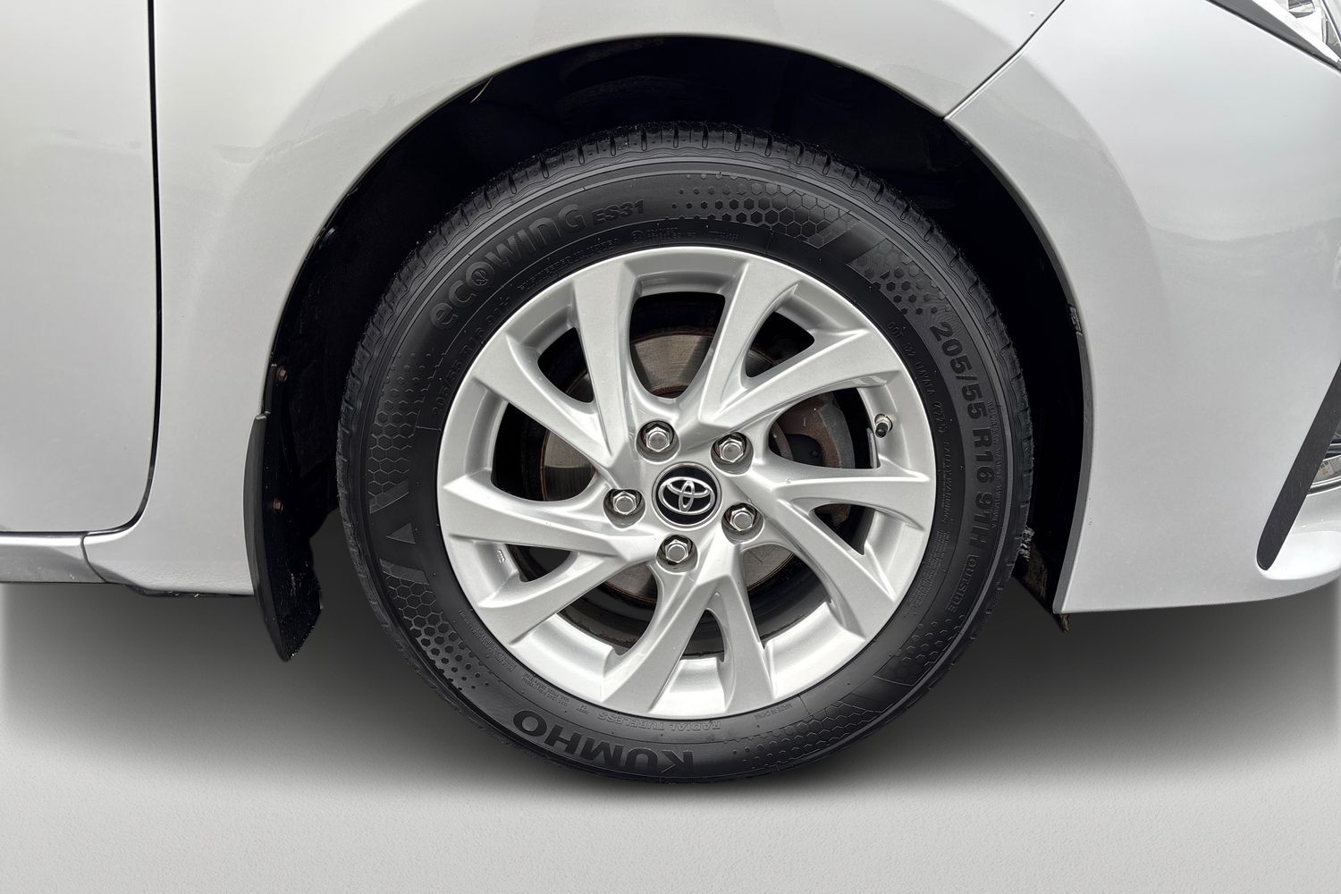 TOYOTA COROLLA 2018