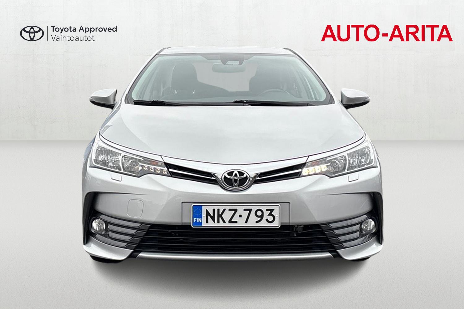 TOYOTA COROLLA 2018