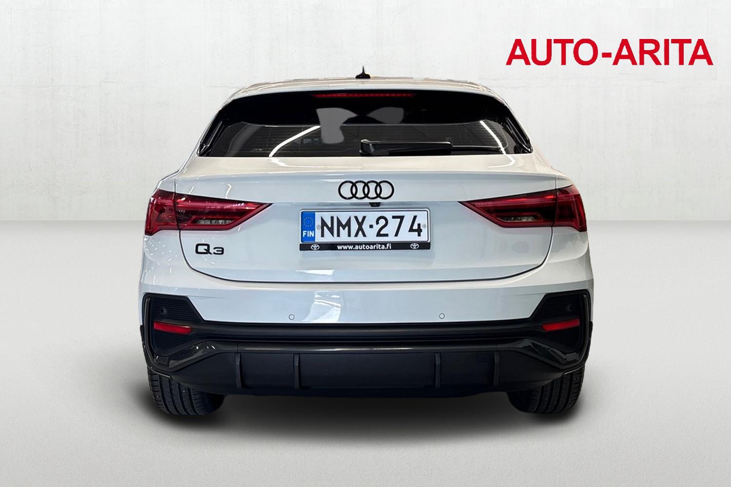 AUDI Q3 2023