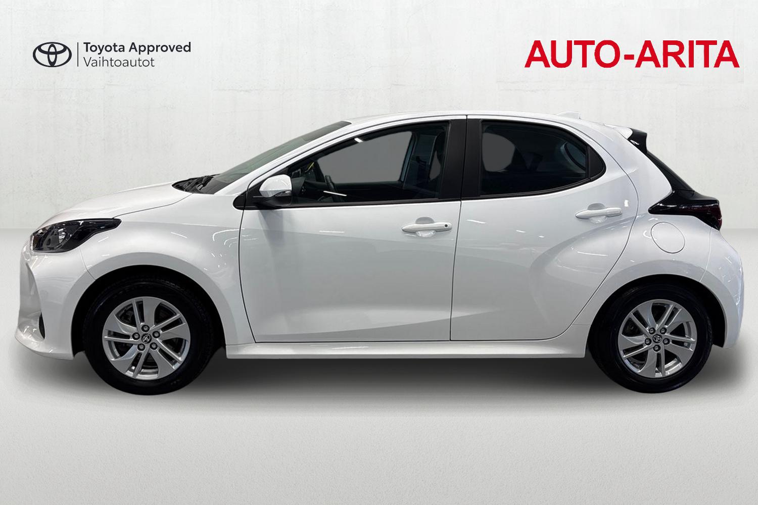 TOYOTA YARIS 2023