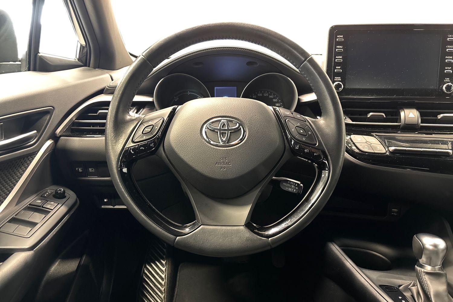 TOYOTA C-HR 2024