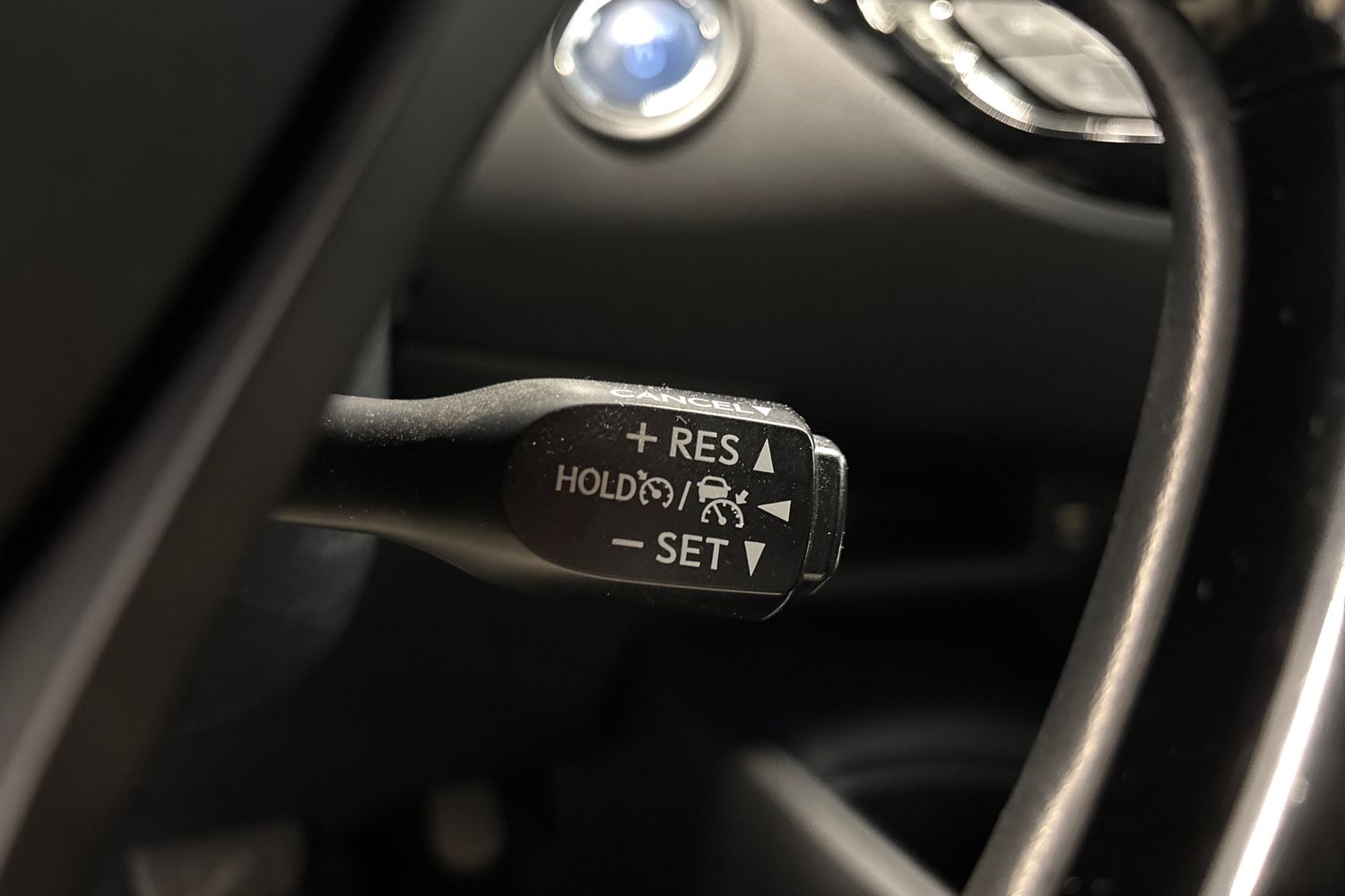 TOYOTA C-HR 2024