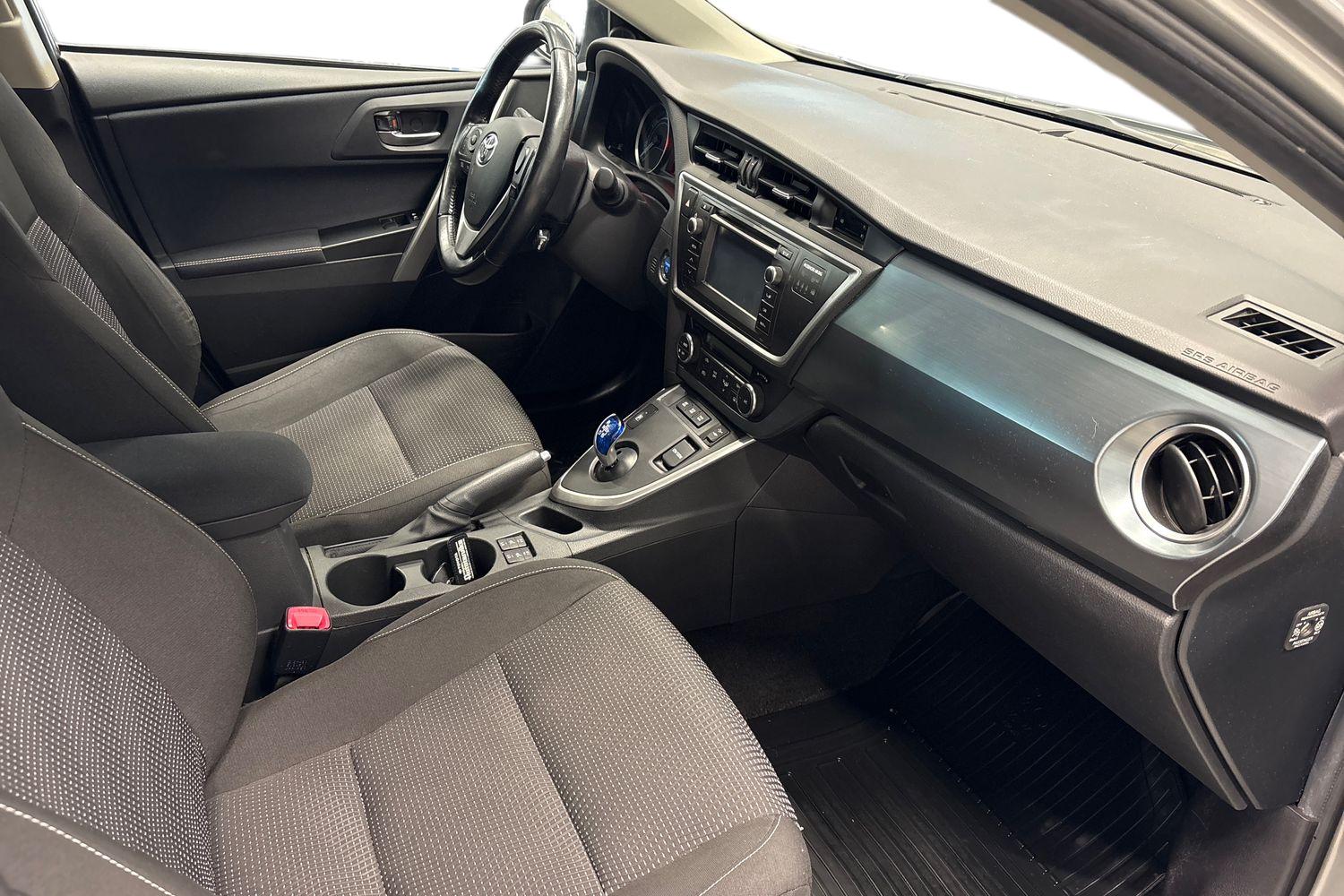 TOYOTA AURIS 2014