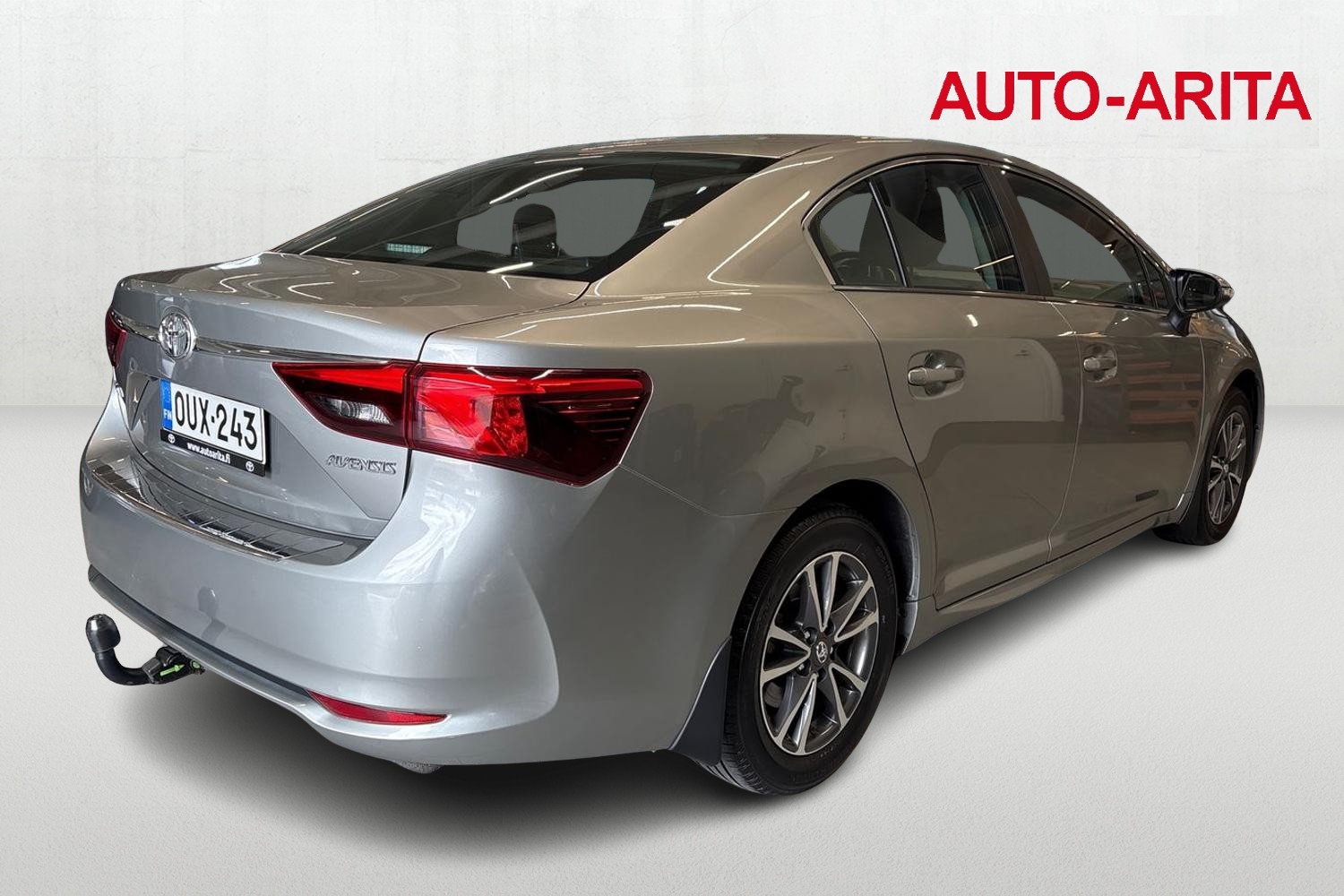 TOYOTA AVENSIS 2015