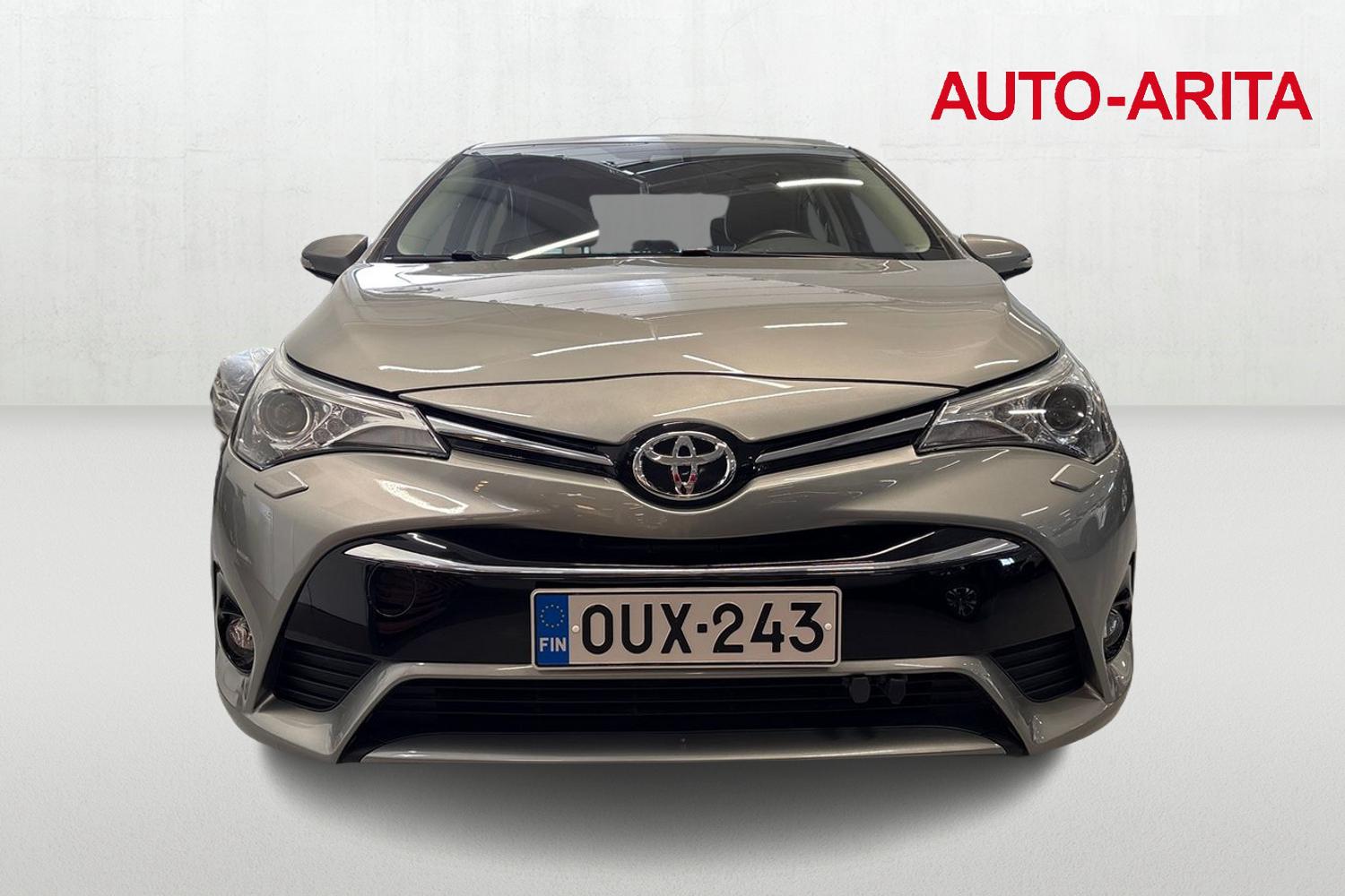 TOYOTA AVENSIS 2015