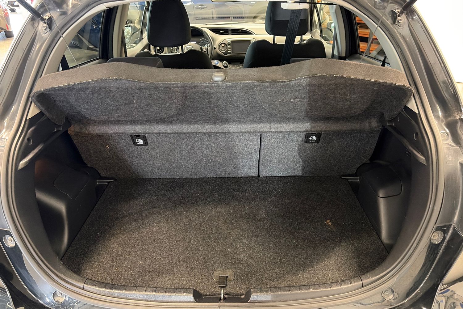 TOYOTA YARIS 2019