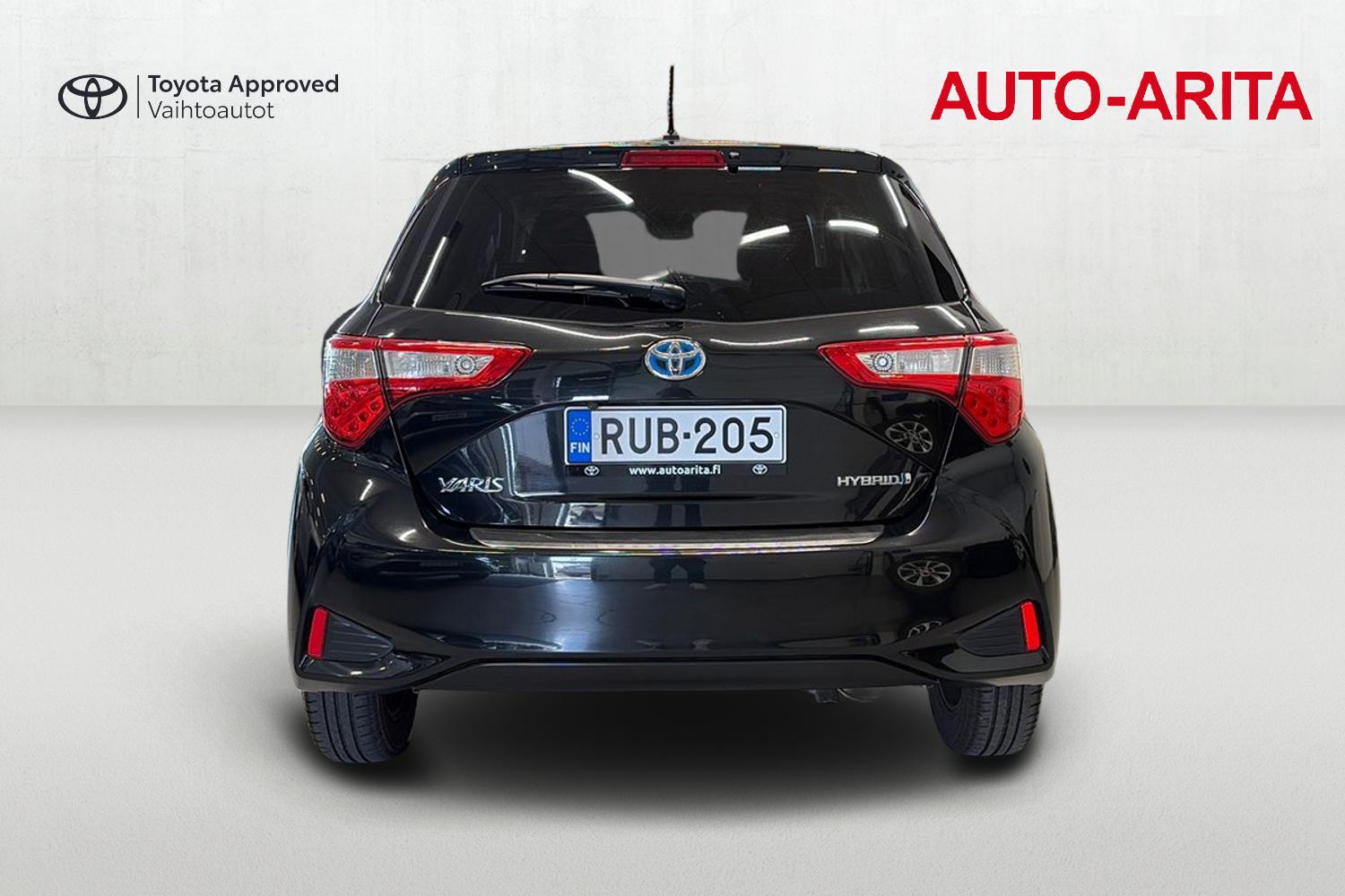 TOYOTA YARIS 2019