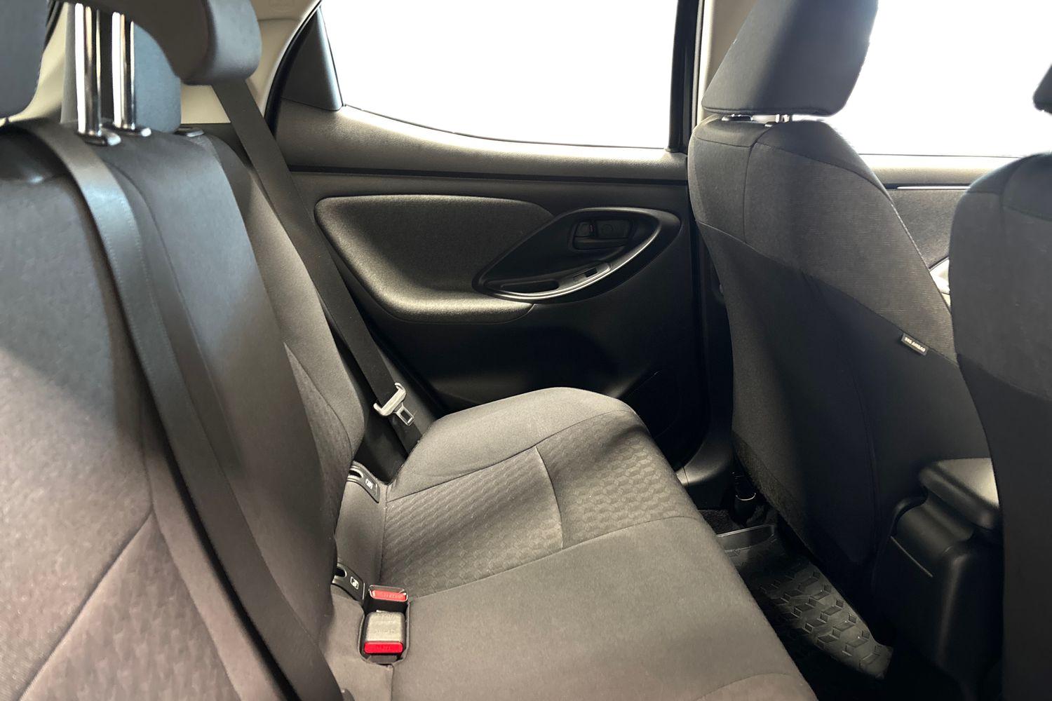 TOYOTA YARIS 2021