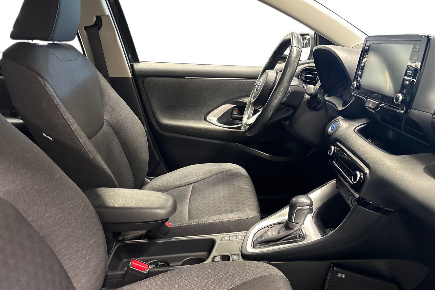 TOYOTA YARIS 2021