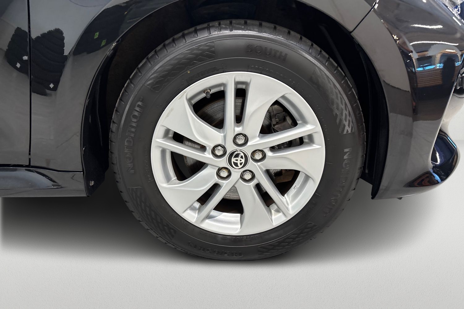 TOYOTA YARIS 2021