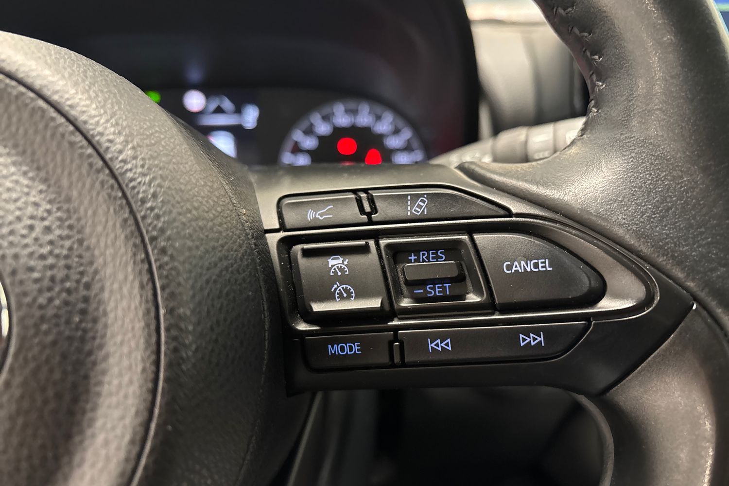 TOYOTA YARIS 2021