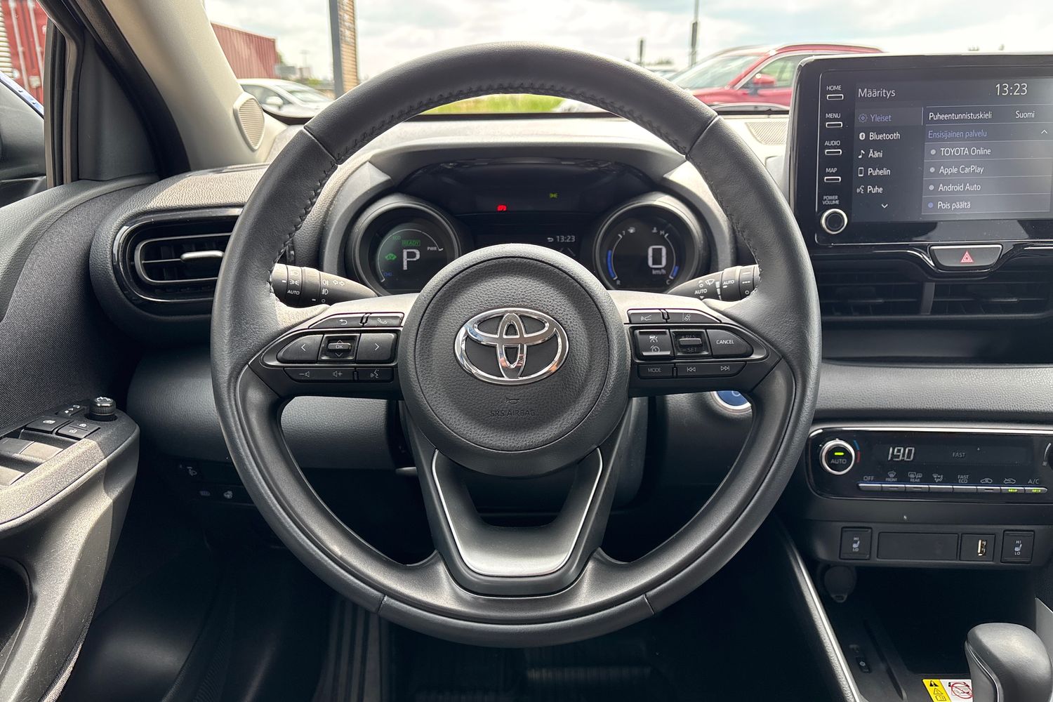 TOYOTA YARIS 2023