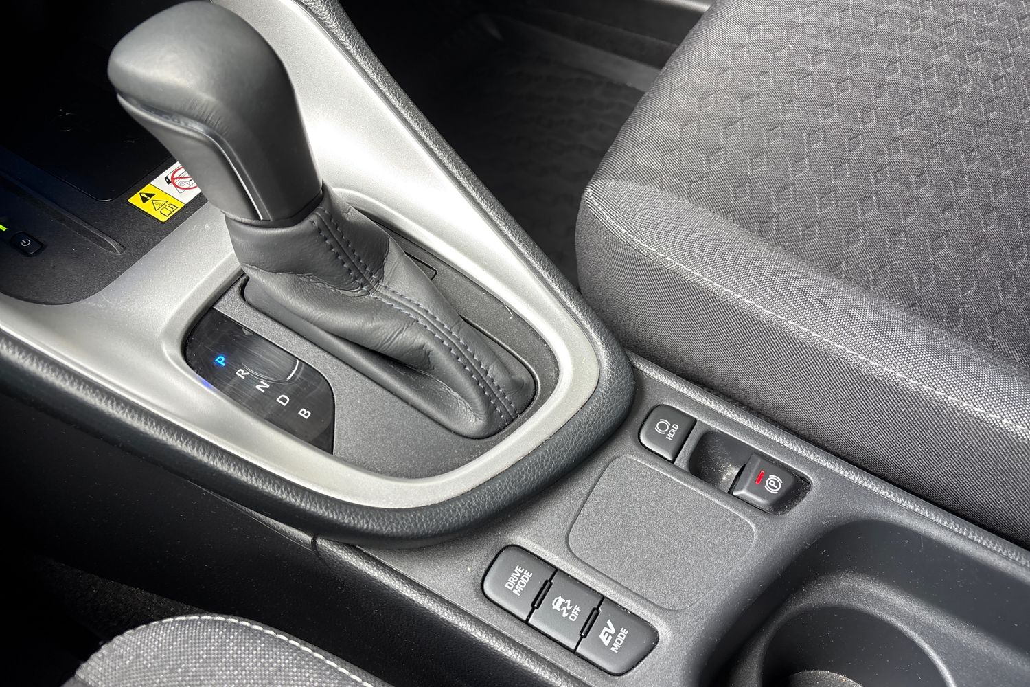 TOYOTA YARIS 2023