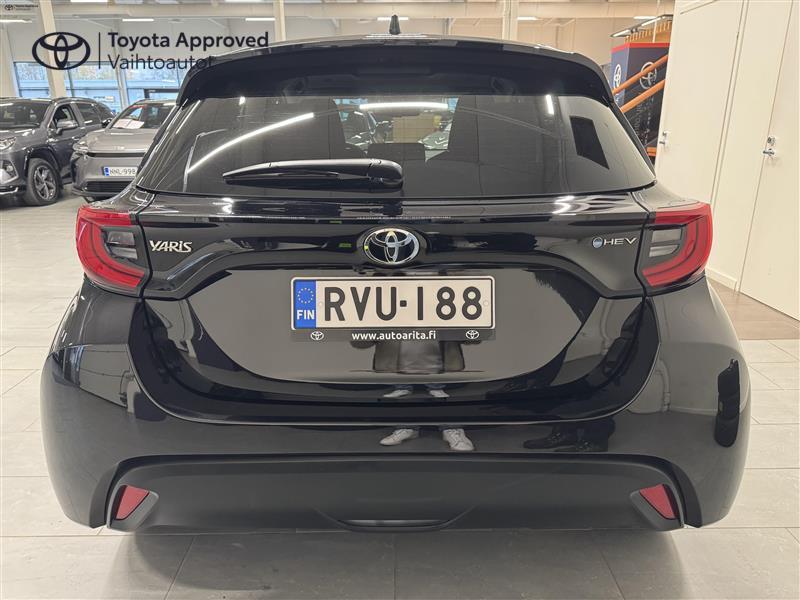 Toyota Yaris 2024