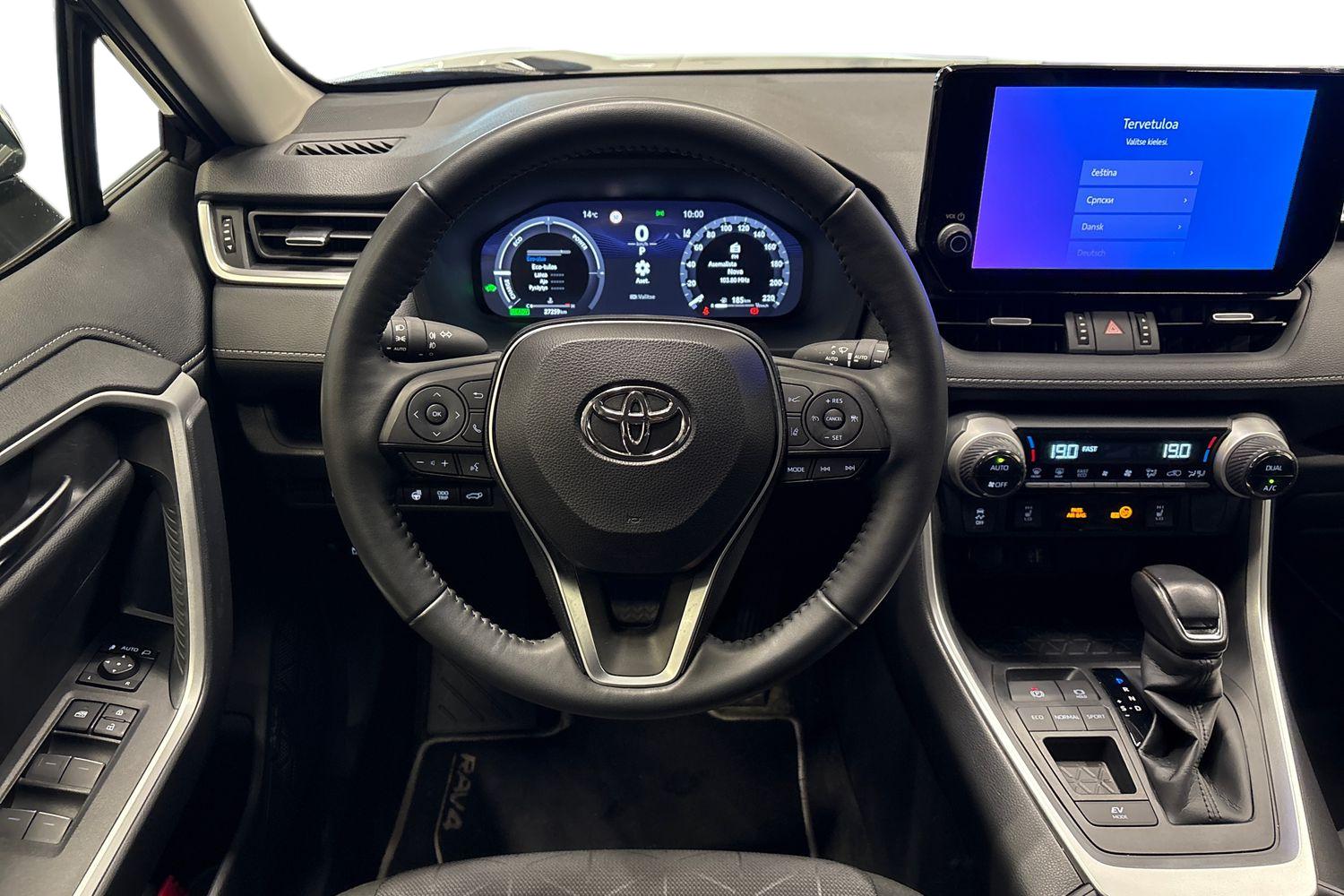 Toyota RAV4 2025