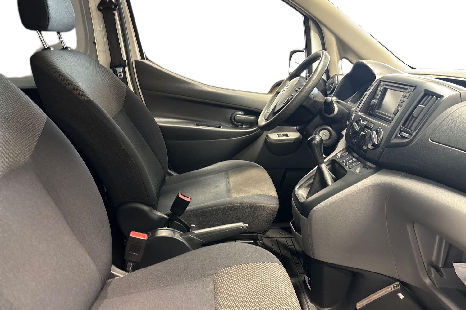 Nissan NV200 2017