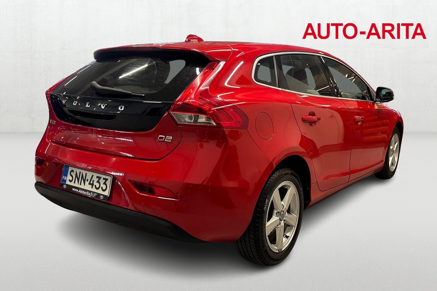 VOLVO V40 2015