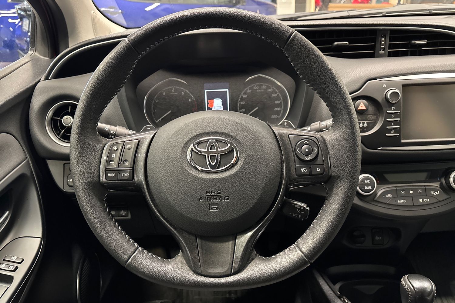 TOYOTA YARIS 2020