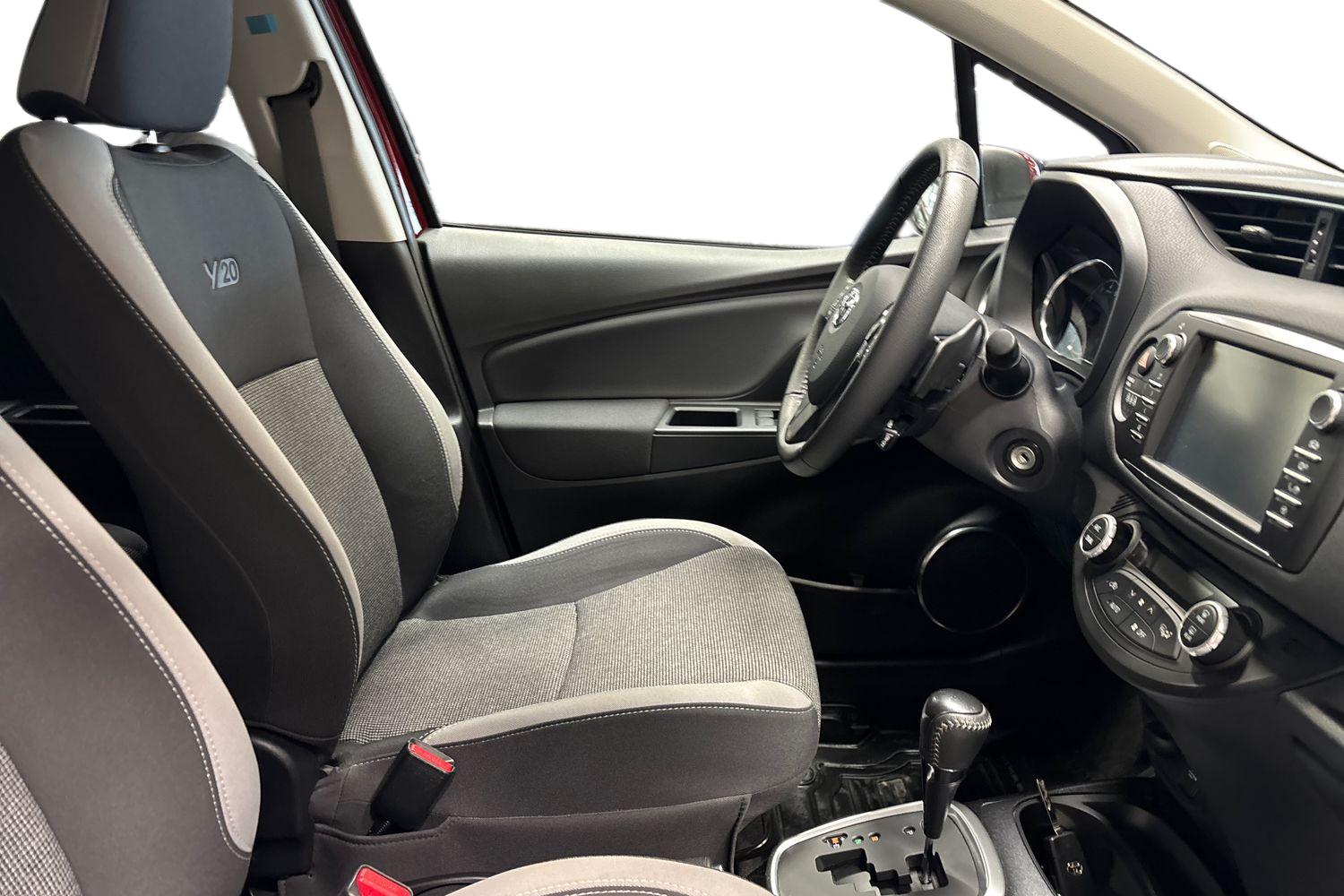 TOYOTA YARIS 2020