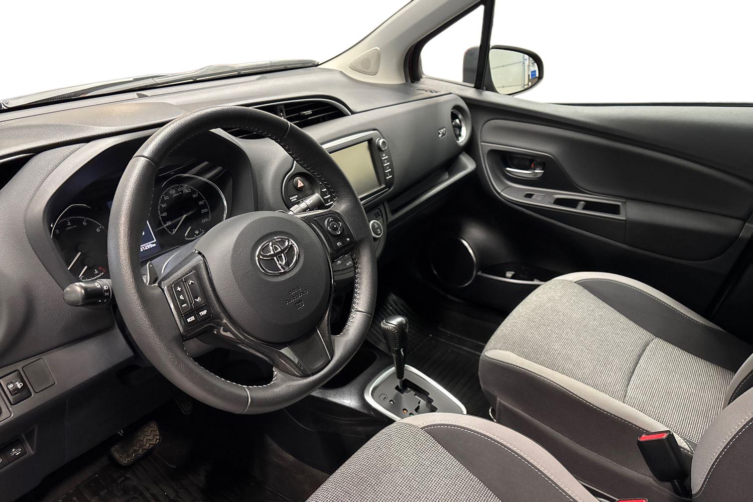 TOYOTA YARIS 2020
