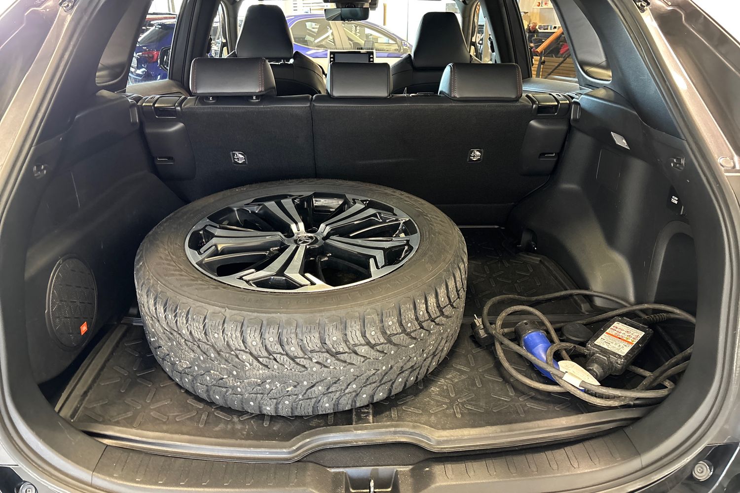 Toyota RAV4 Plug-in 2021