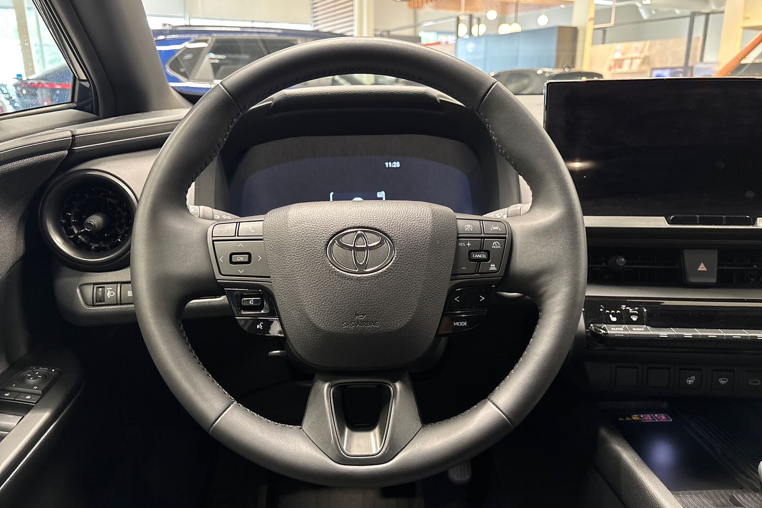 TOYOTA C-HR 2024