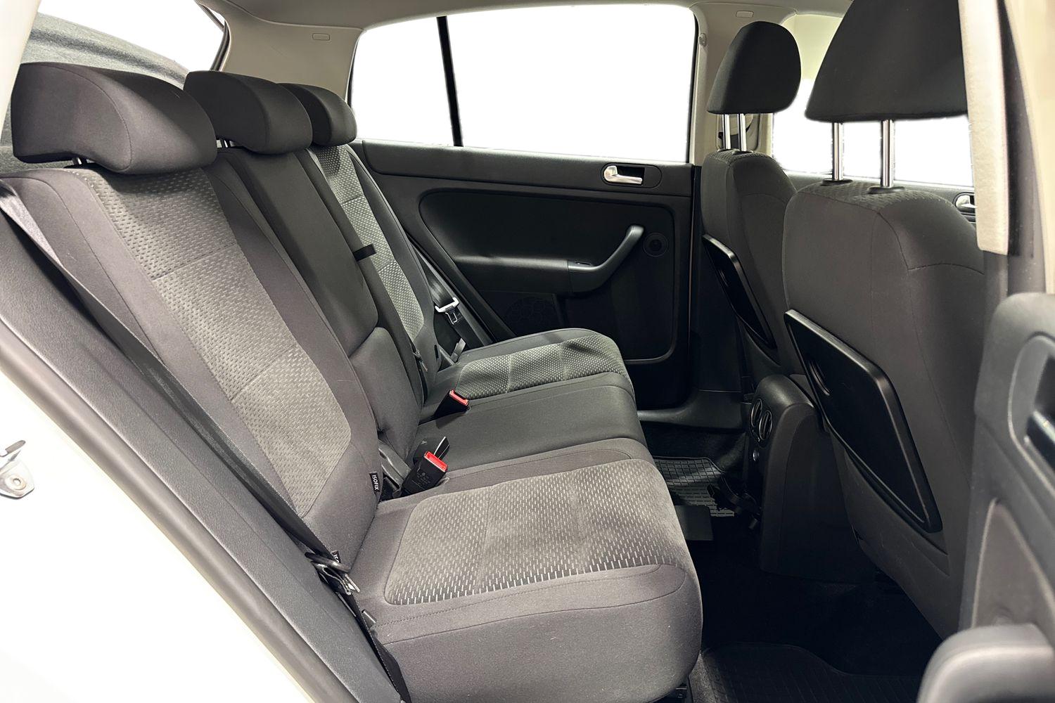 VOLKSWAGEN Golf Plus 2011