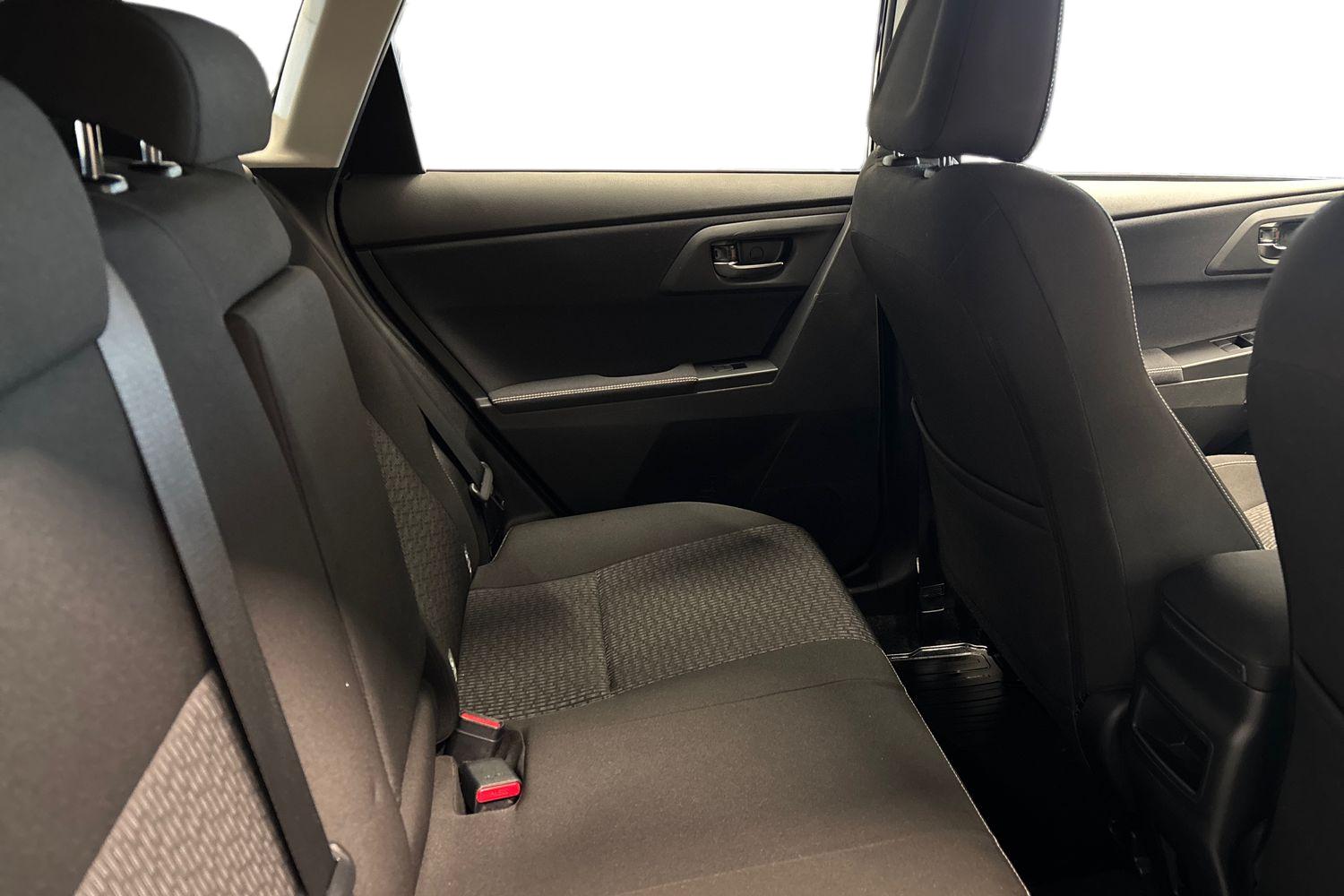 TOYOTA AURIS 2014