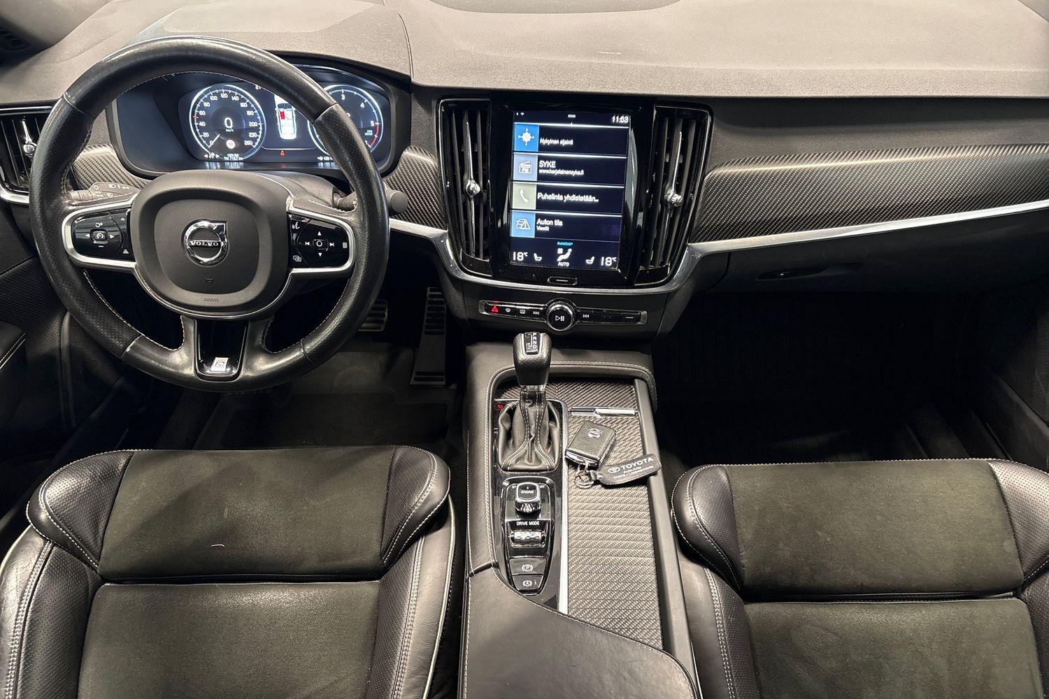 VOLVO S90 2017