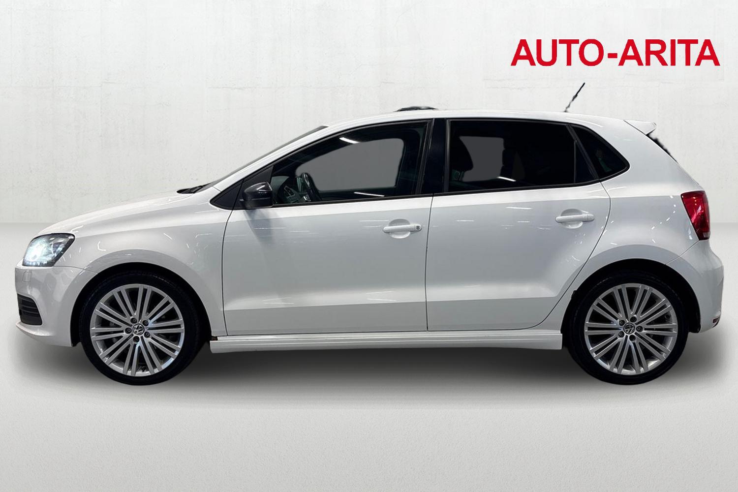 VOLKSWAGEN POLO 2013