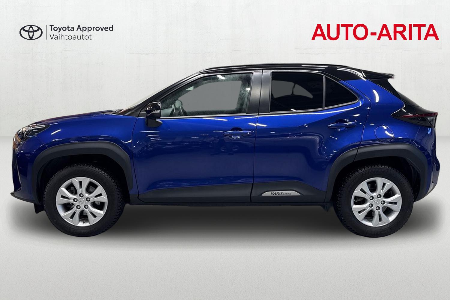 TOYOTA Yaris Cross 2023