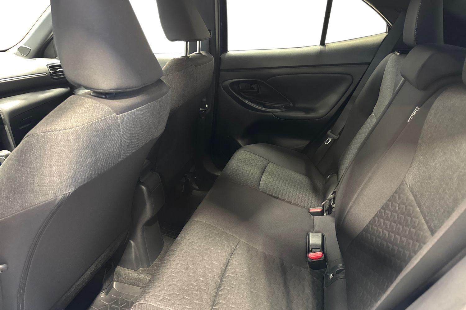 TOYOTA Yaris Cross 2023