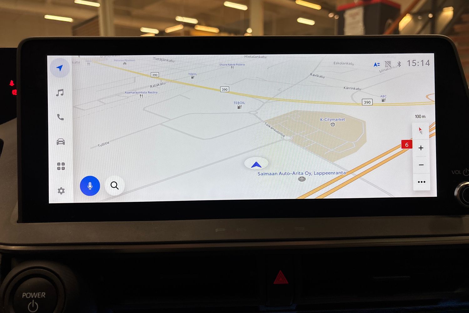 Toyota Prius Plug-in 2024