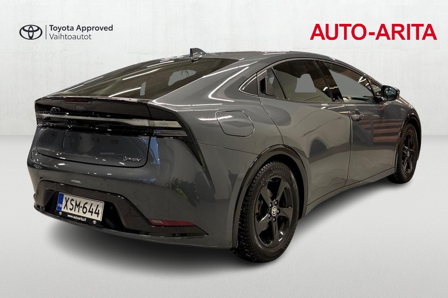 Toyota Prius Plug-in 2024