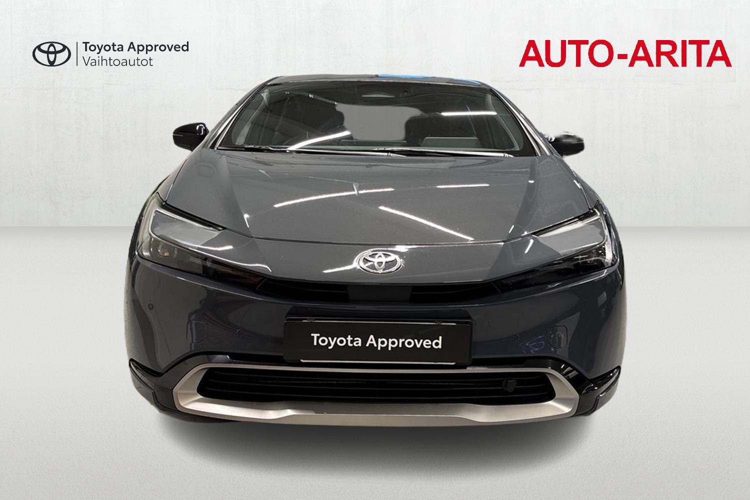 Toyota Prius Plug-in 2024