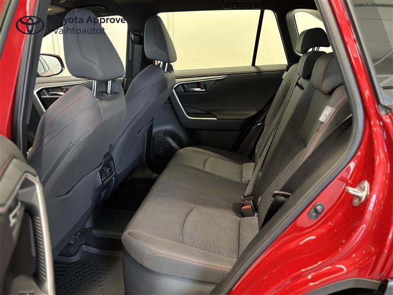 Toyota RAV4 Plug-in 2024