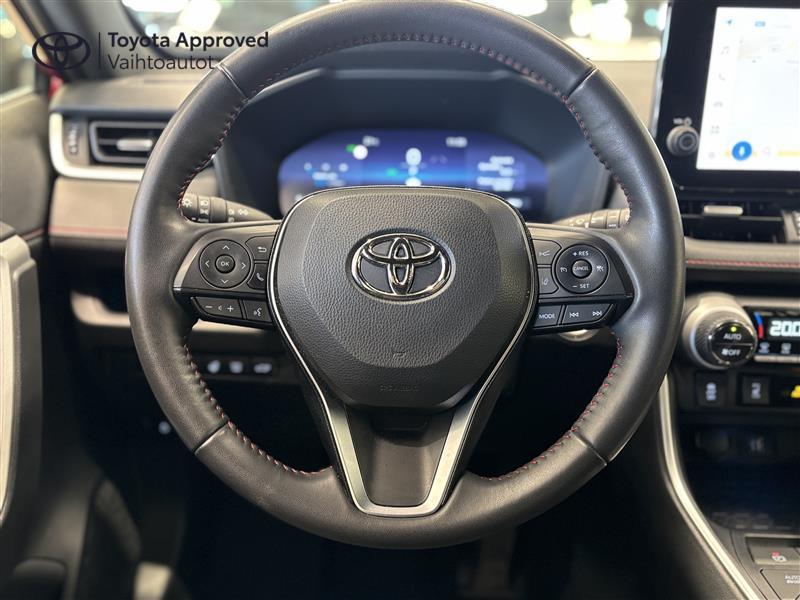 Toyota RAV4 Plug-in 2024