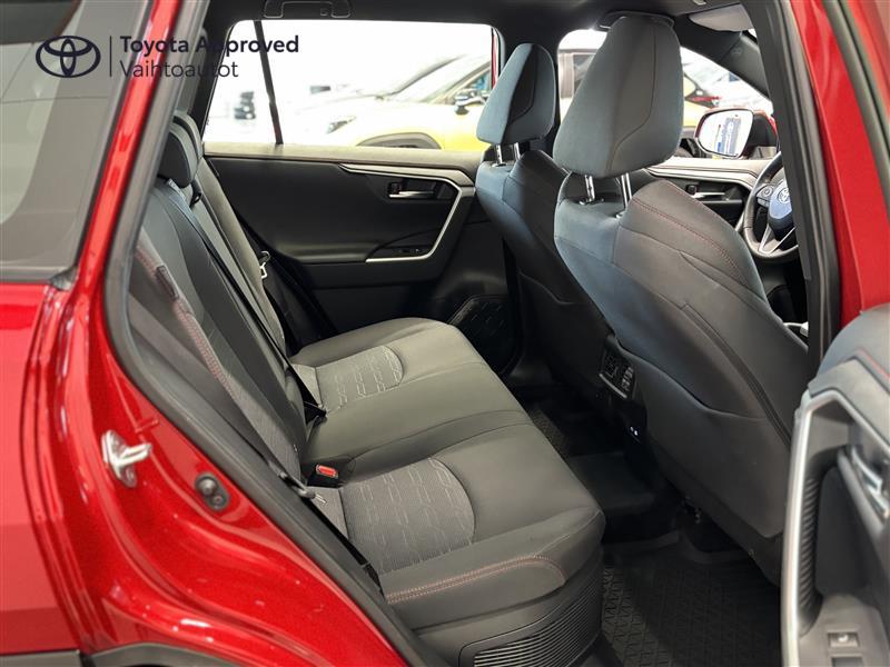 Toyota RAV4 Plug-in 2024