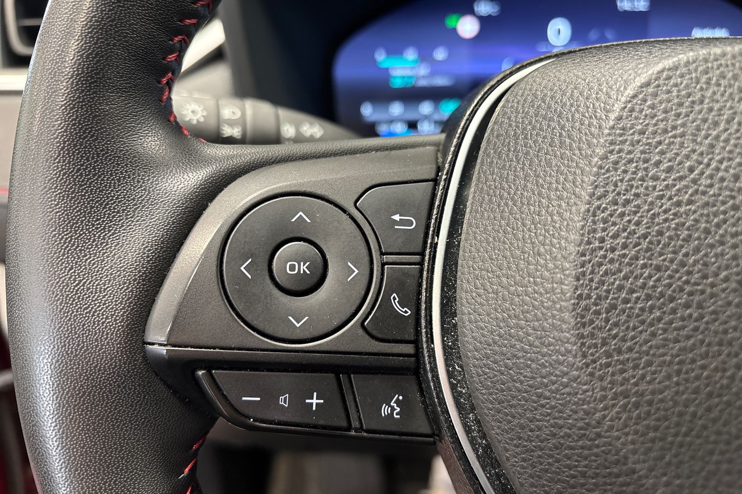 Toyota RAV4 Plug-in 2024