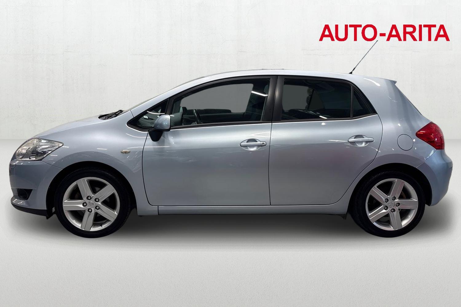 Toyota Auris 2010