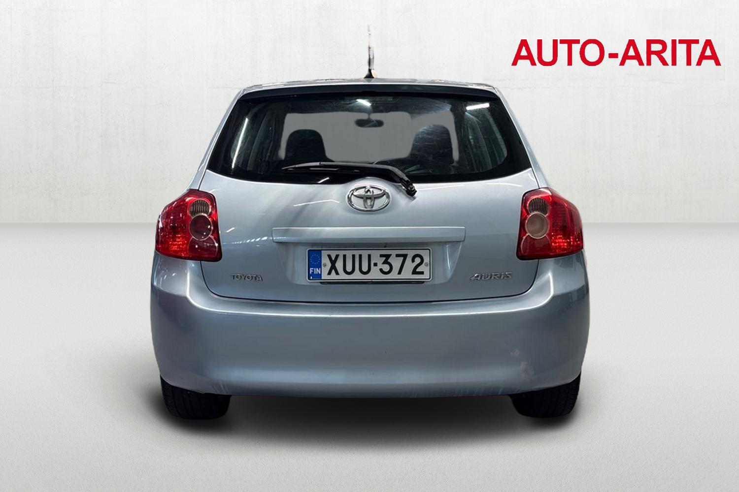 Toyota Auris 2010