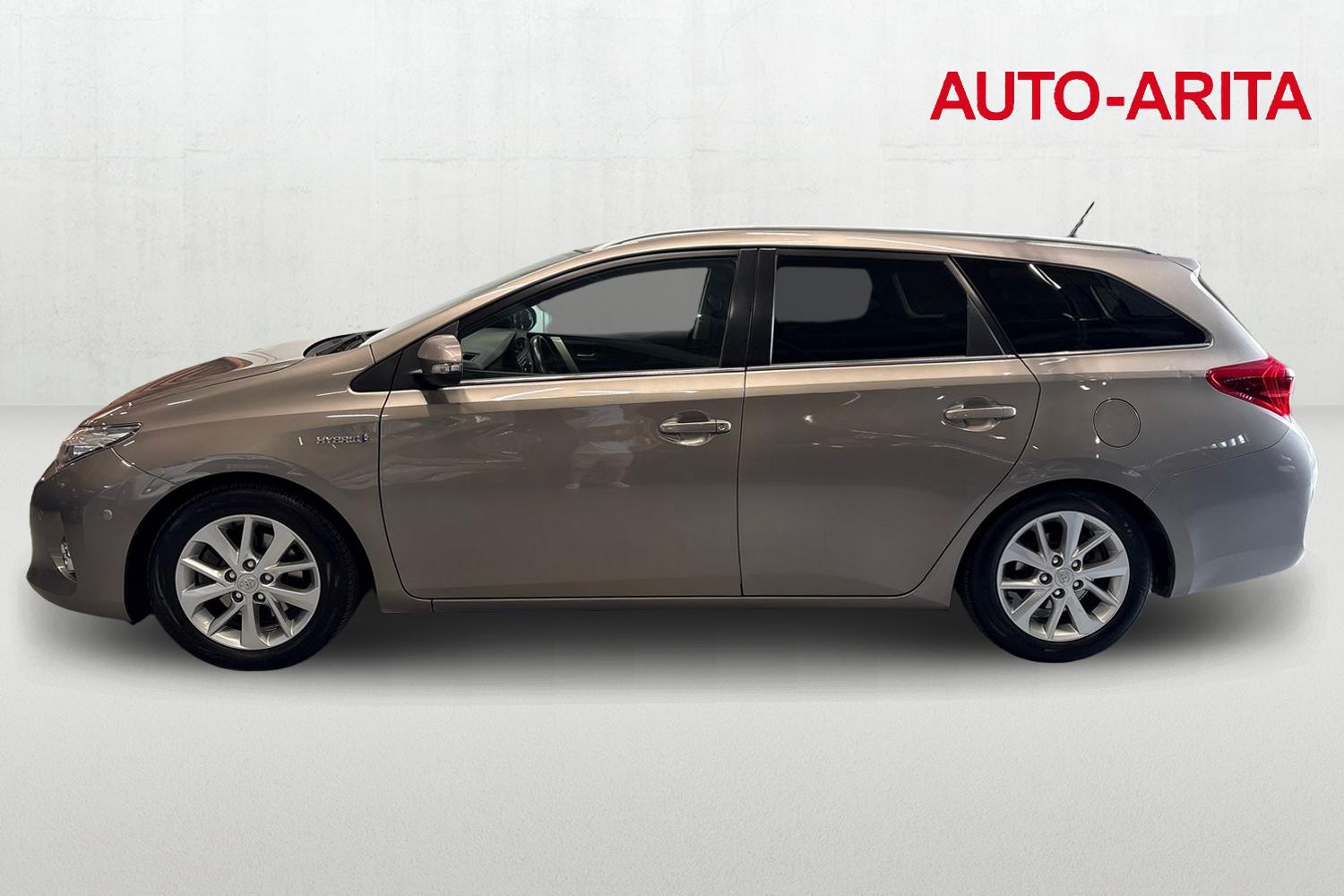 TOYOTA AURIS 2013