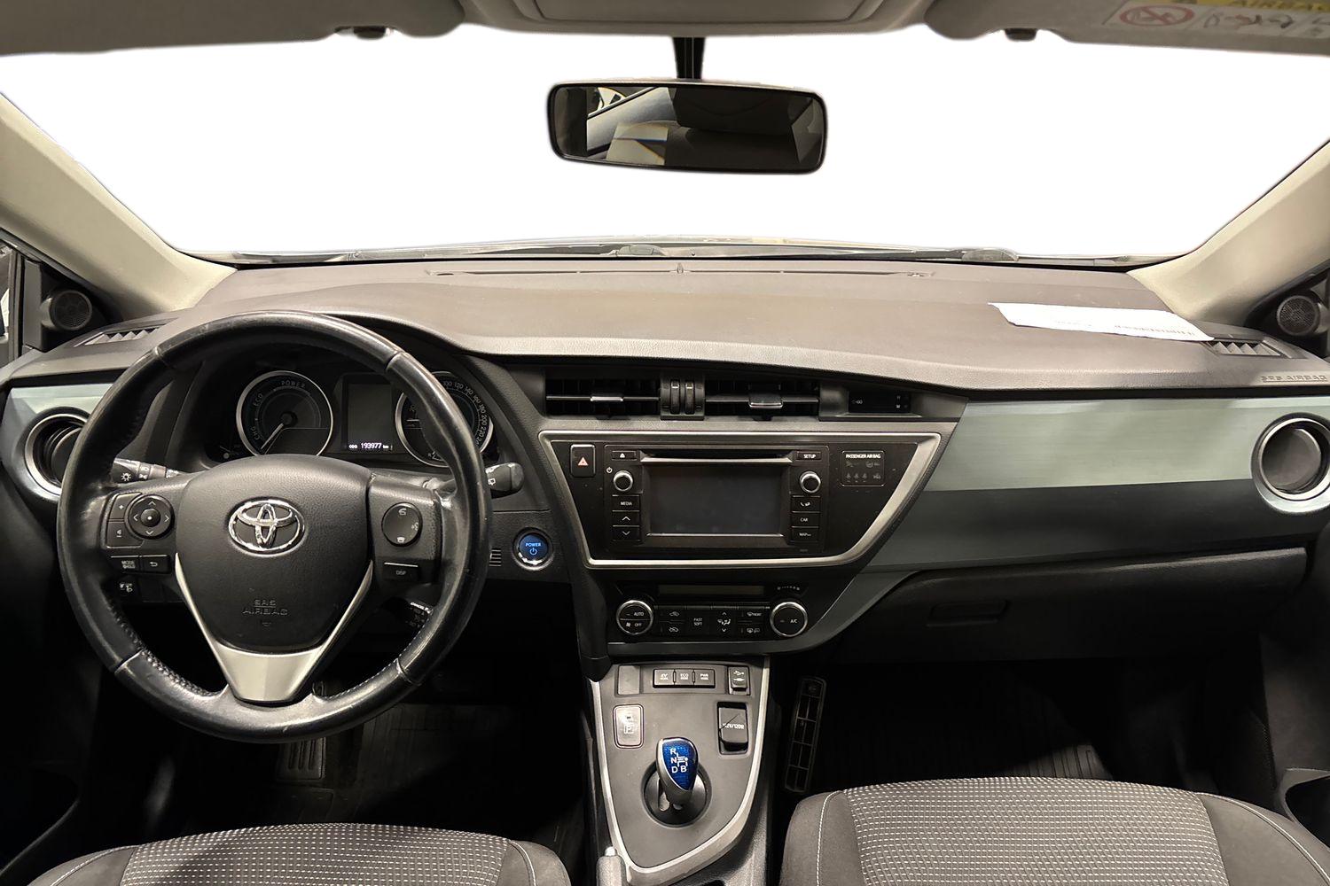 Toyota Auris 2013