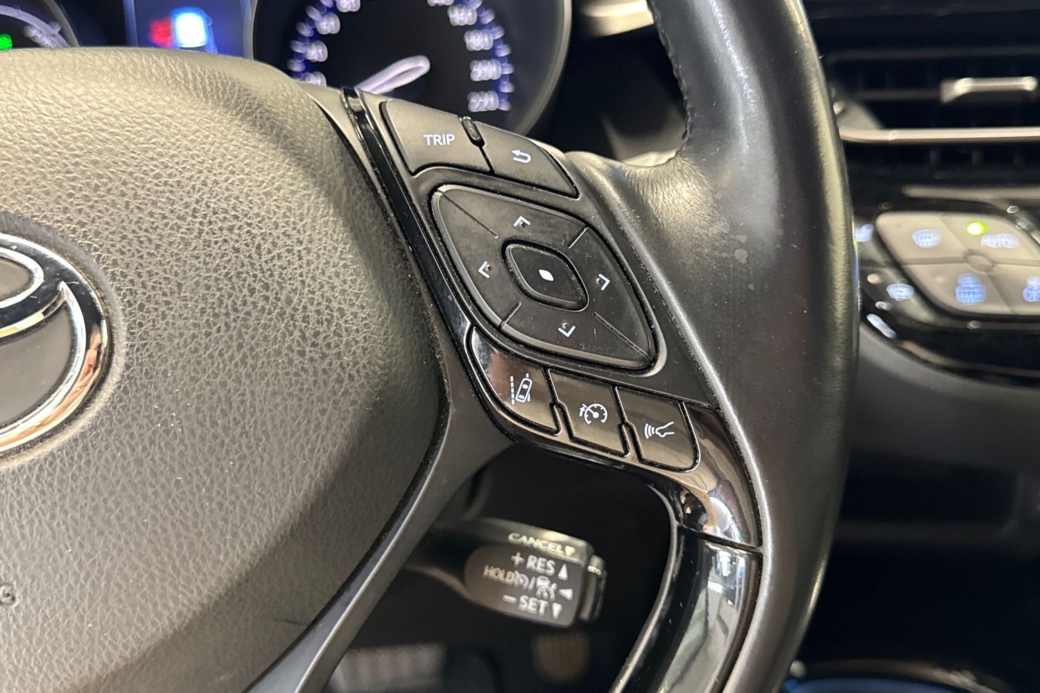 TOYOTA C-HR 2019