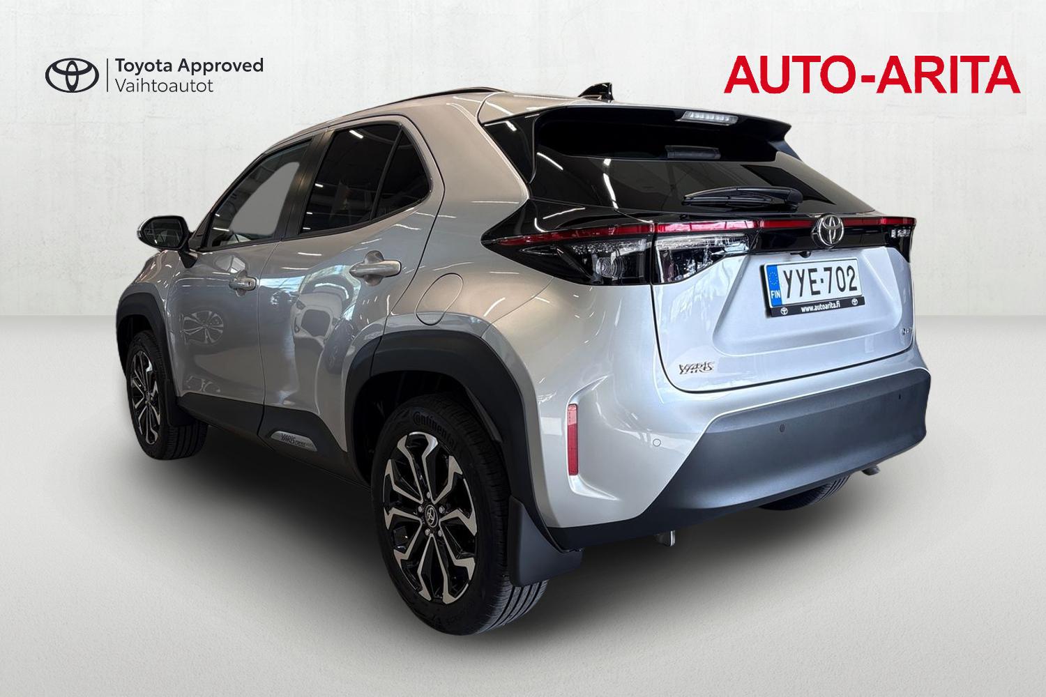 TOYOTA Yaris Cross 2025