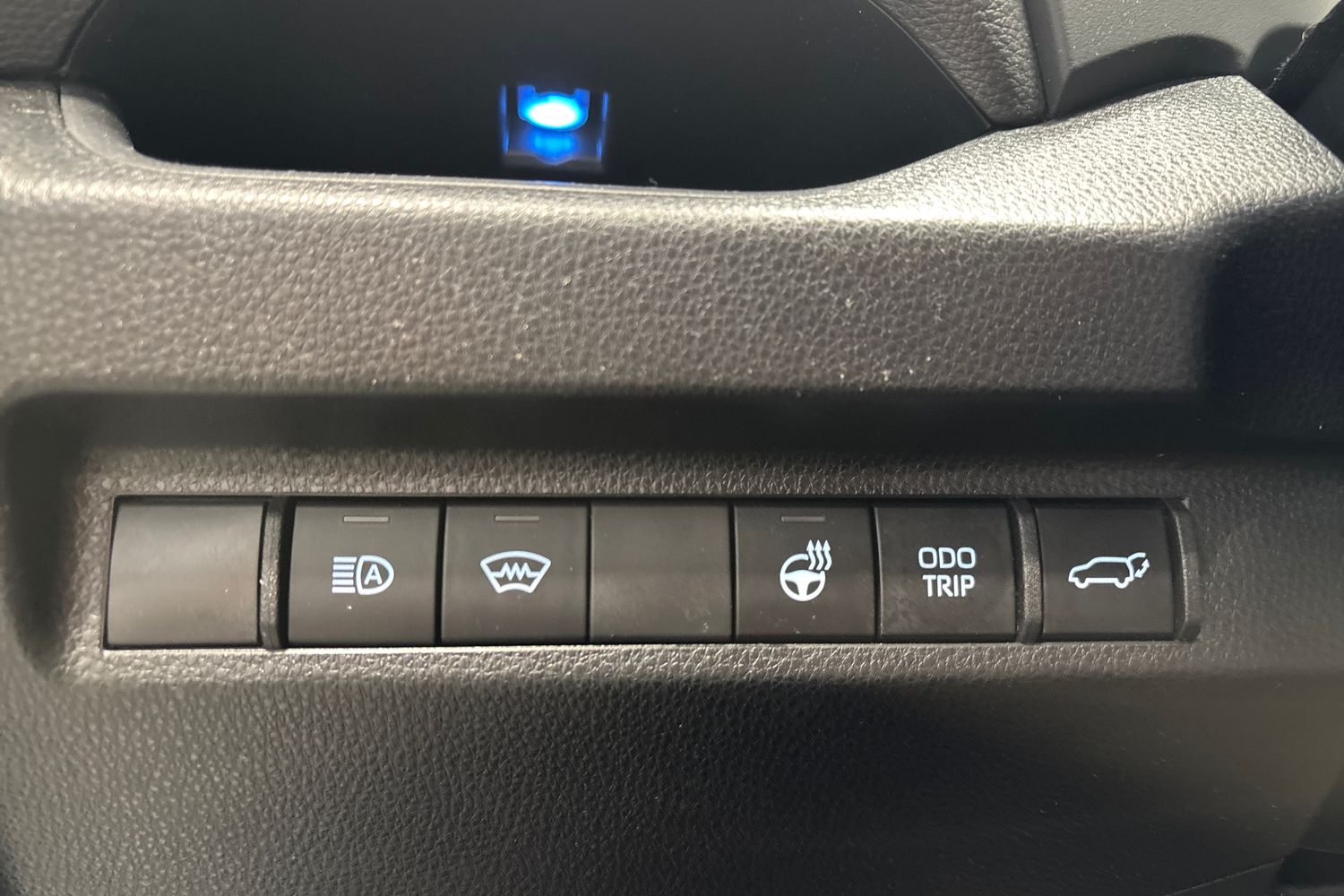 Toyota RAV4 Plug-in 2025