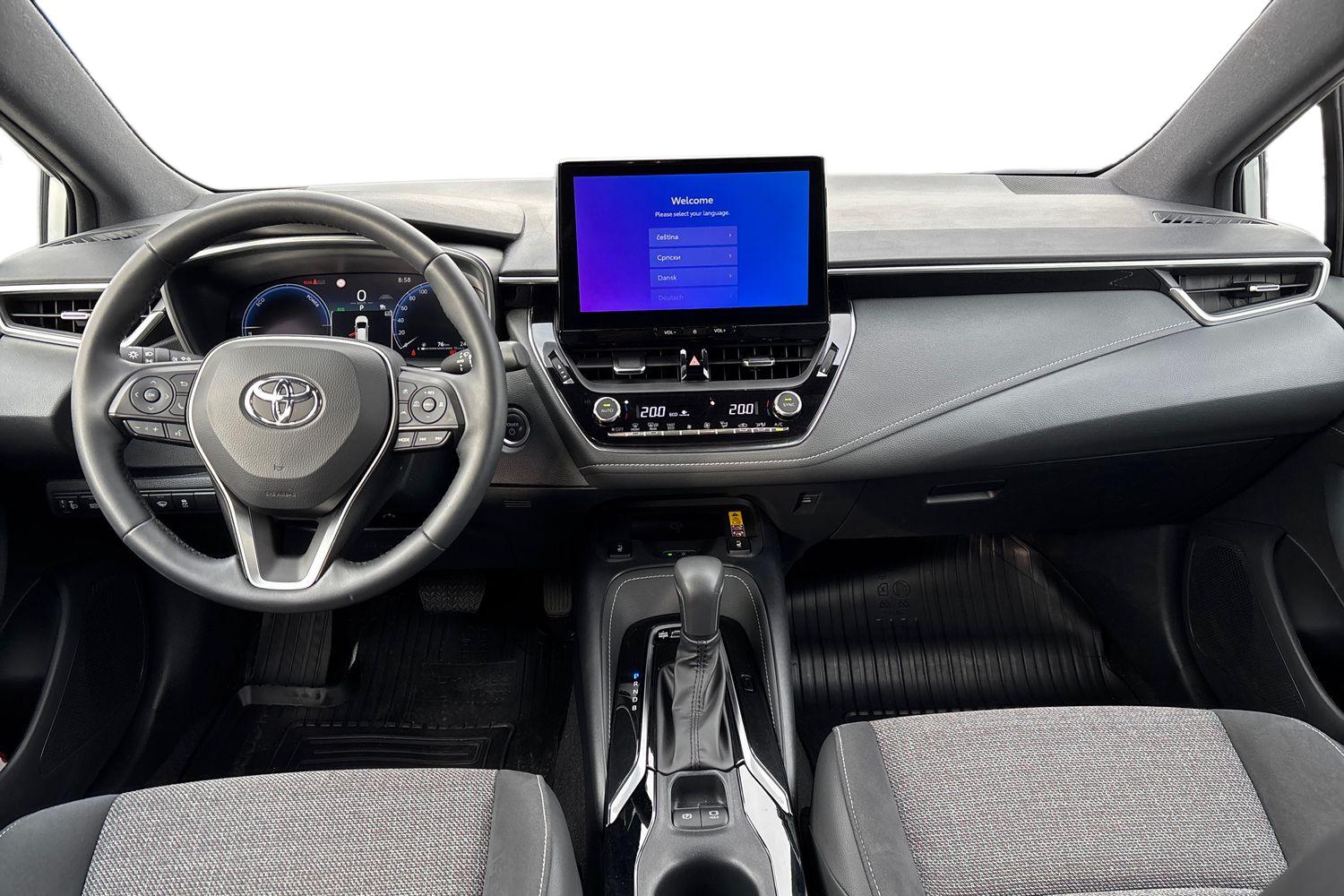 TOYOTA Corolla 2025