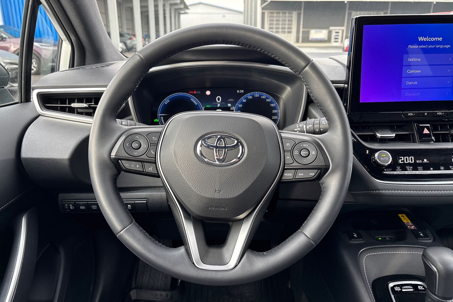 TOYOTA Corolla 2025